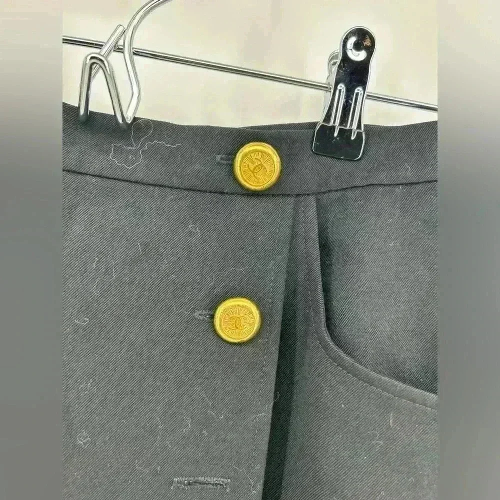 Chanel Vintage Collection 29 Knee-length Skirt Black Gold Signature Buttons